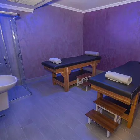 Ξενοδοχείο Live 3*