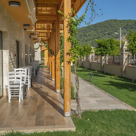 Ξενοδοχείο Live