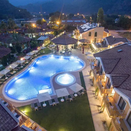 Live Otel 3*