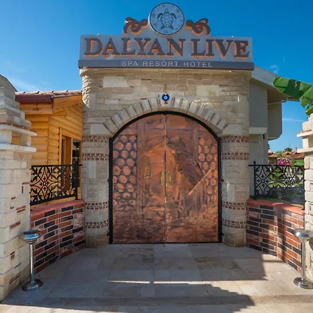 Live Hotel 3*